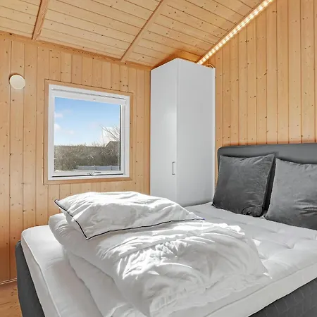 4 Bedroom Beautiful In 度假居