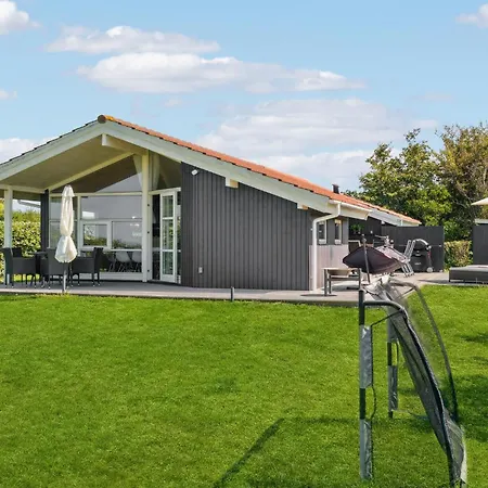 4 Bedroom Beautiful In * 斯莱格思