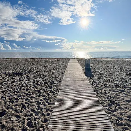 4 Bedroom Beautiful In 度假居 斯莱格思