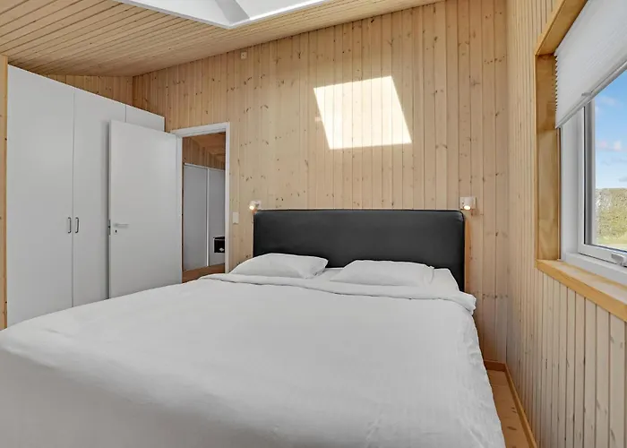 4 Bedroom Beautiful In *